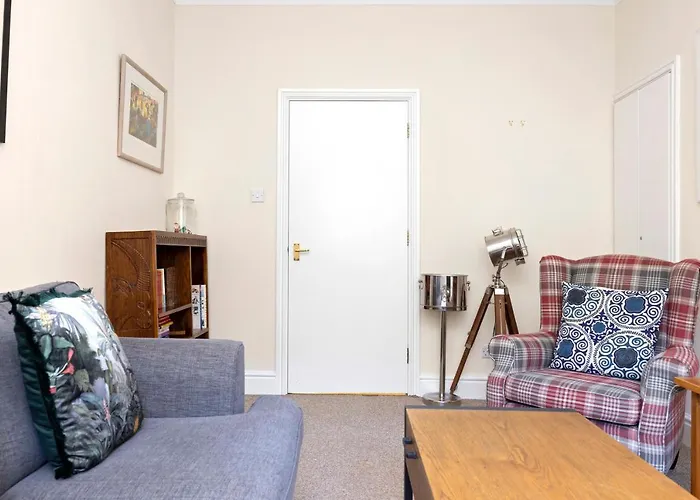 Joivy Modern Flat On Rose Street