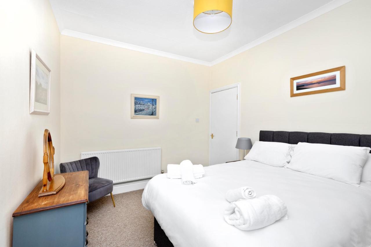 Joivy Modern Flat On Rose Street * Edimburgo