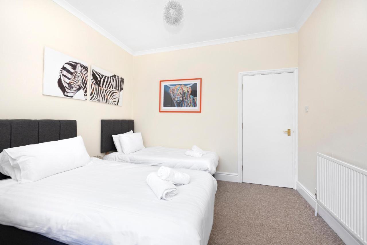 Joivy Modern Flat On Rose Street Edimburgo